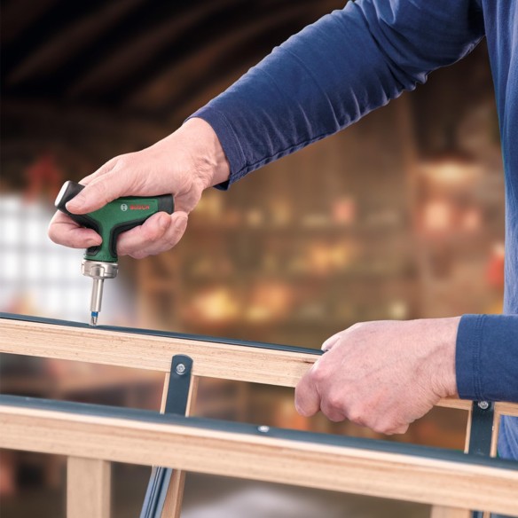 Calendrier de l'avent Bosch 2025 - 33 Outils De Bricolage