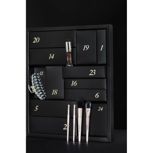 Calendrier de l'avent 2025 Prettylittlething - Maquillage