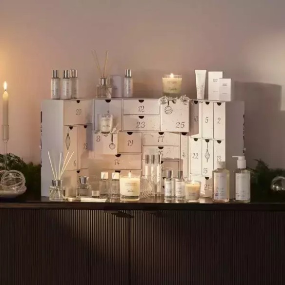 Calendrier de l'avent The White Company 2025 : Luxe & Beauté
